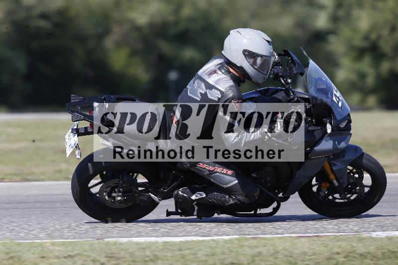 Archiv-2025/49 26.08.2025 Cornu Master School ADR/blau-bleu/45